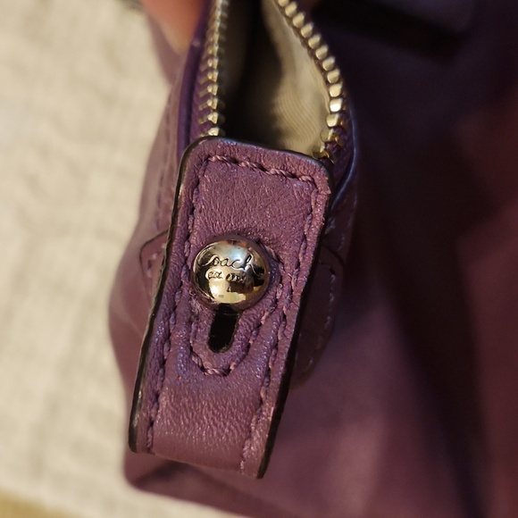 Coach Purple Leather Tote Bag - Picture 6 of 8